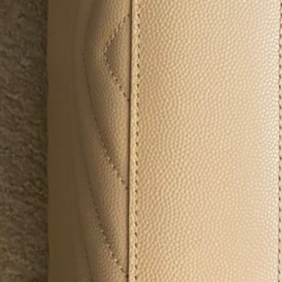 Saint Laurent YSL Beige Chevron & Gold Large Envelope Shoulder Bag, NEW Giftable - Picture 11 of 11
